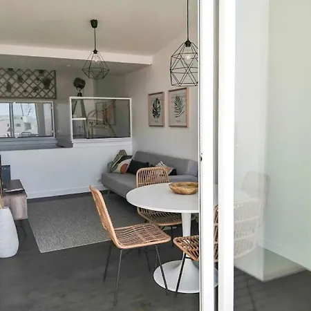 Apartmán Ladeira Loft - Sea View In The Center